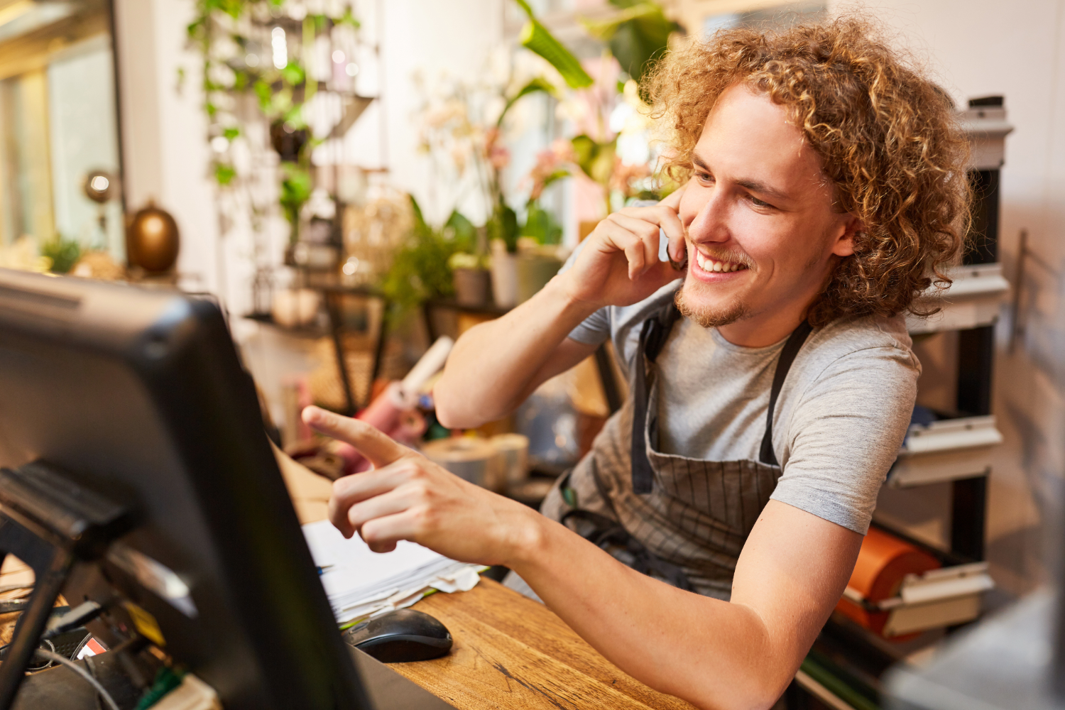 Retail Communication in Cheltenham: A Guide to Hosted VoIP Telecom Systems