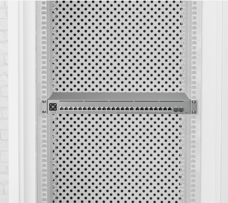 Enterprise 24 PoE - Premier Technology